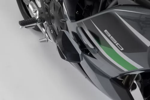 SW-MOTECH-FRAME-SLIDER-KIT-BLACK-Kawasaki-Ninja-650