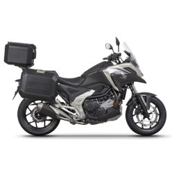   Set complet de cutii de aluminiu SHAD TERRA NEGRU, 48L cutie centrala si 36L / 36L cutii laterale, incluzand kit de montaj si placa SHAD HONDA NC 750 X 2021-