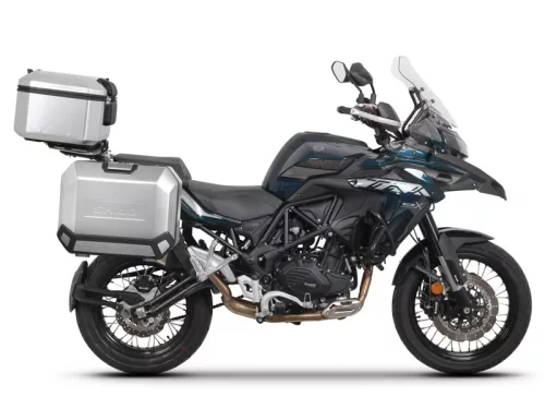 Set complet de cutii de aluminiu SHAD TERRA, 48L cutie centrala  si  47L / 47L cutii laterale, incluzand kit montaj si placa SHAD Benelli TRK 502 X 2022 -