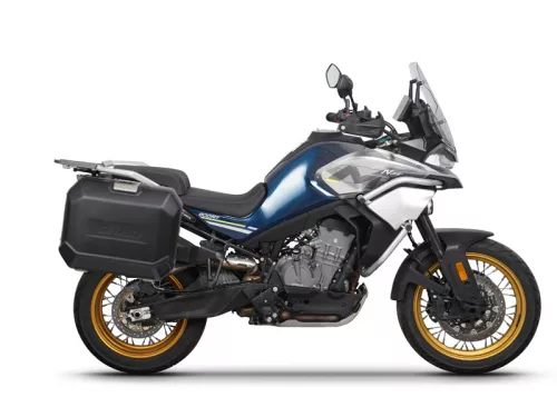 Set complet cutii laterale aluminiu SHAD TERRA negru 36L / 47L, inclusiv kit de prindere SHAD CF Moto 800MT