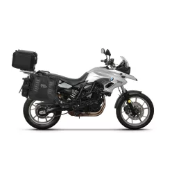   Set complet SHAD TERRA TR40 adventure saddlebags și SHAD TERRA negru aluminium 55L topcase, inclusiv kit de prindere SHAD BMW F 650 GS/ F 700 GS/ F 800 GS