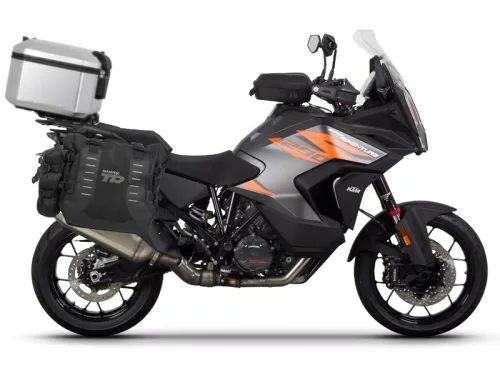 Complete set of SHAD TERRA TR40 adventure saddlebags and SHAD TERRA aluminium 55L topcase, including mounting kit SHAD KTM Super Adventure 1290 (R, S)