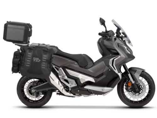 Set complet SHAD TERRA TR40 adventure saddlebags și SHAD TERRA negru aluminium 55L topcase, inclusiv kit de prindere SHAD HONDA X-ADV 750