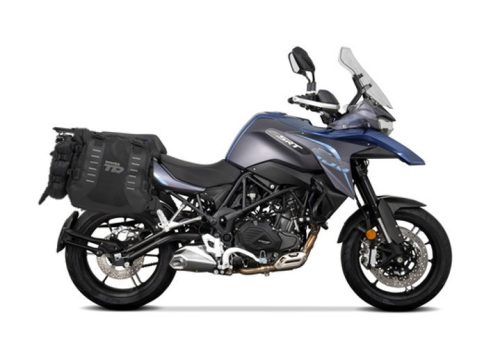 Set of SHAD TERRA TR40 adventure saddlebags, including mounting kit SHAD QJMOTOR SRT550