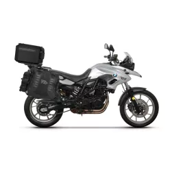   Set complet de genti laterale adventure SHAD TERRA TR40 si topcase din aluminiu SHAD TERRA TR55 PURE negru, incluzand kitul de montaj SHAD BMW F650GS/F700GS/F800GS