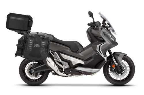 Set of SHAD TERRA TR40 adventure saddlebags and SHAD TERRA aluminium top case TR55 PURE BLACK, including mounting kit SHAD HONDA X-ADV 750