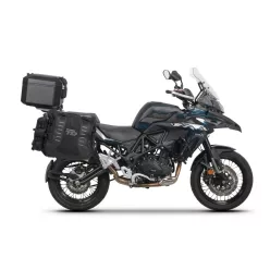   Set complet de genti laterale adventure SHAD TERRA TR40 si topcase din aluminiu SHAD TERRA TR55 PURE negru, incluzand kitul de montaj SHAD QJMOTOR SRT550