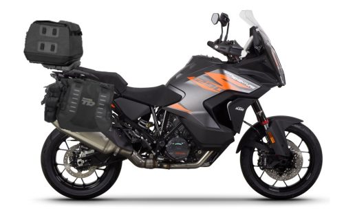 Set of SHAD TERRA TR40 adventure saddlebags and SHAD TERRA rear bag TR50, including mounting kit SHAD KTM 1200 SUPER ADVENTURE S/R