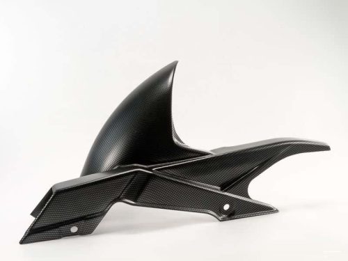 Aripa de spate PUIG S 7047C carbon look
