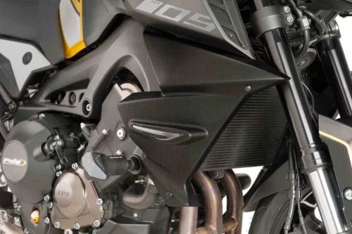 Radiator side panels PUIG 9378C aspect carbon stickers included