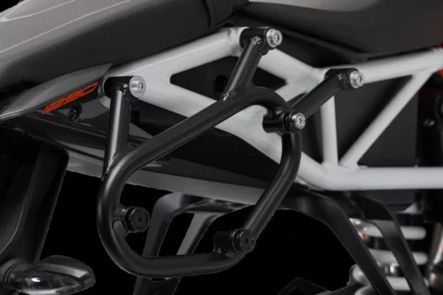 SW-MOTECH-SIDE-CARRIER-SLC-LEFT-BLACK-KTM-1290-Super-Duke-R