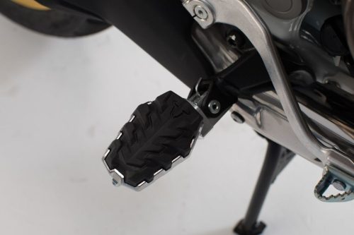 SW-MOTECH-EVO-FOOTPEG-KIT-V85TT