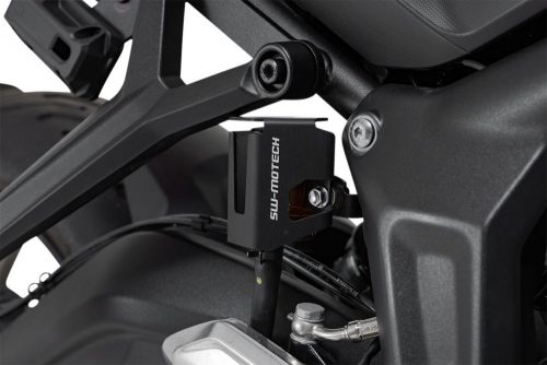 SW-MOTECH-BRAKE-RESERVOIR-GUARD