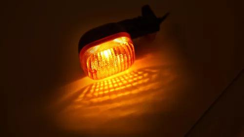 Semnalizator Highsider stil Duc cu bec, braț de cauciuc M6, portocaliu, față dreapta / spate stânga (bucată)