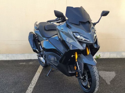 Parbriz racing Bullster Yamaha Tmax560 B BY186RCNS