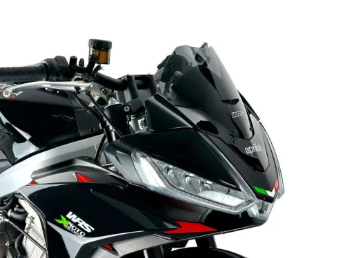 Parbriz WRS Sport Aprilia Tuono 660 2021-26 / Tuono V4-Factory 2021-24 fumuriu închis AP006FS