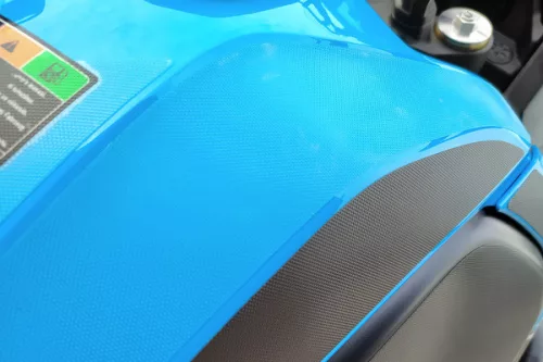 Uniracing-Scratch-Saver-Yamaha-Tenere-700-Tank