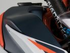 Uniracing-Scrtch-Svr-Ktm-890-Adv-Tank-negru