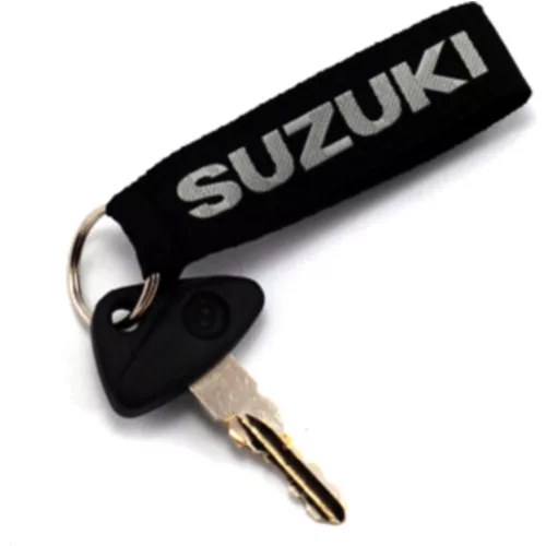 Breloc-Chei-Negru-Suzuki