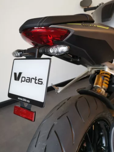 Suport număr V Parts C8-SPT011
