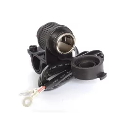   Încărcător multifuncțional 12V V Parts cu mufă brichetă TC-6613WB